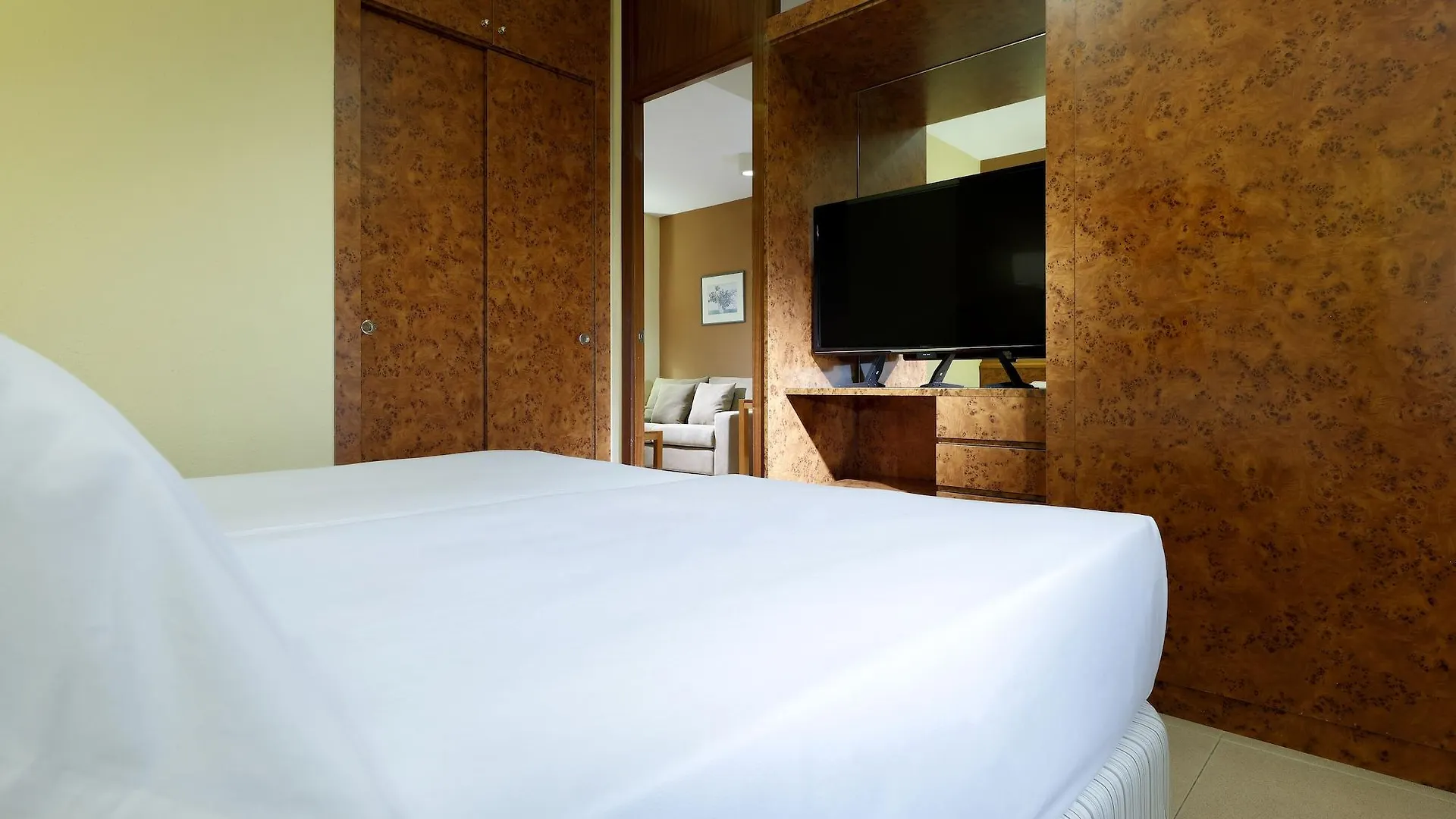 Apartamentos Hesperia Sant Joan Sant Joan Despí España