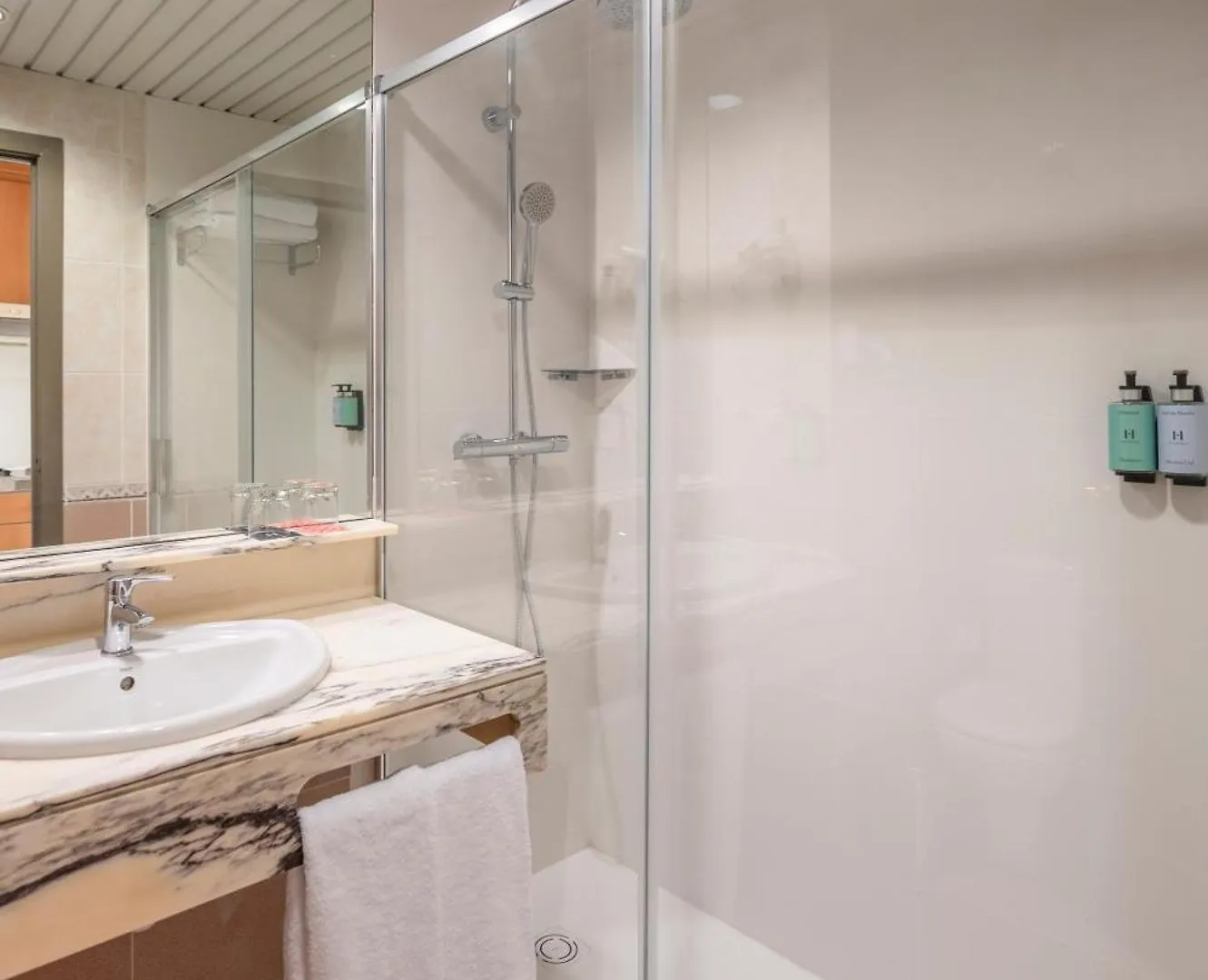 Apartamentos Hesperia Sant Joan Sant Joan Despí España