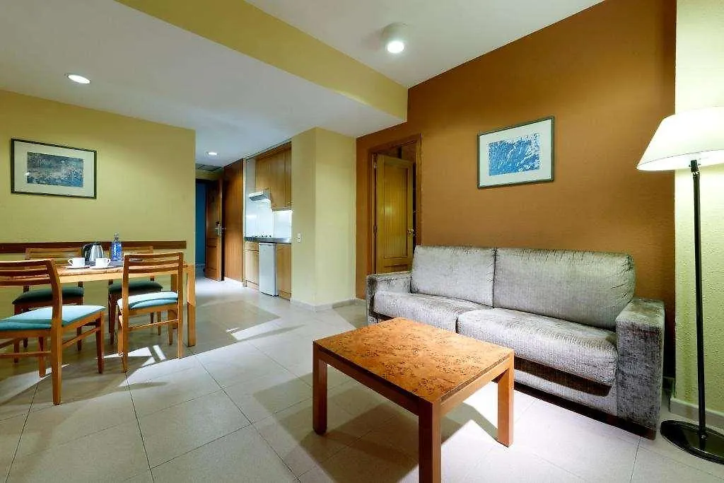 Apartamentos Hesperia Sant Joan Sant Joan Despí 0*,  España