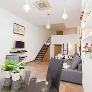 stay-barcelona-vila-de-gracia.topbarcelonahotels.com/