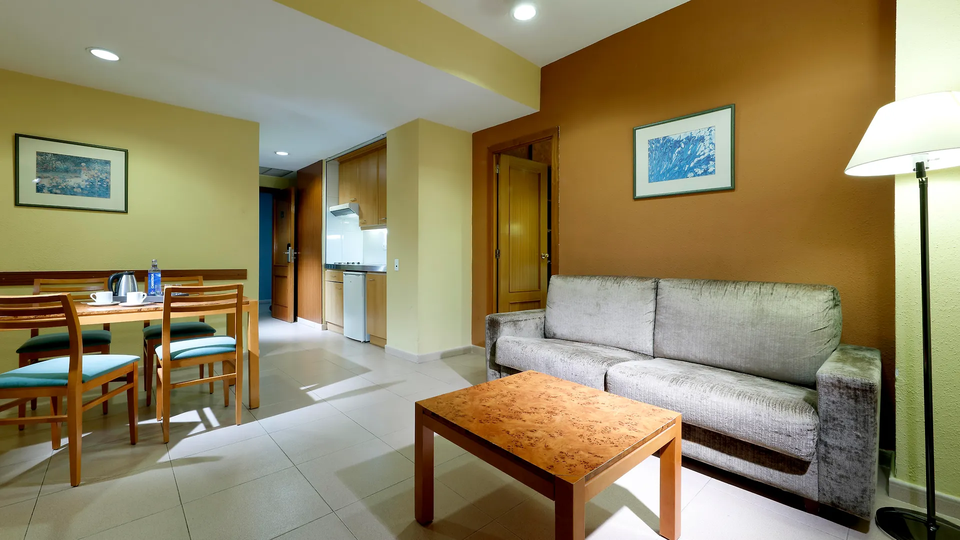 Hesperia Sant Joan Apartamento Sant Joan Despí Espanha