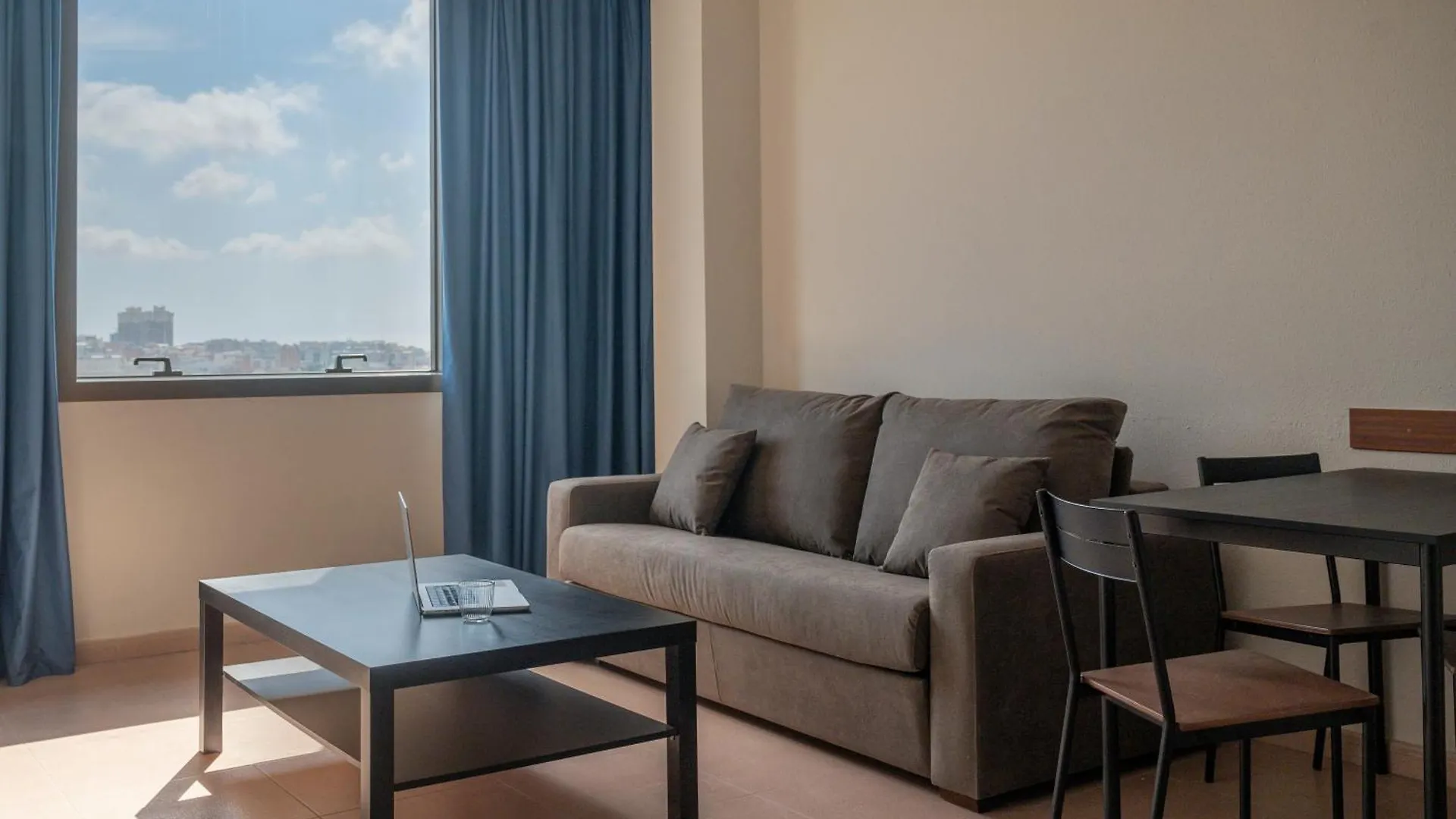 Hesperia Sant Joan Apartamento Sant Joan Despí 0*,